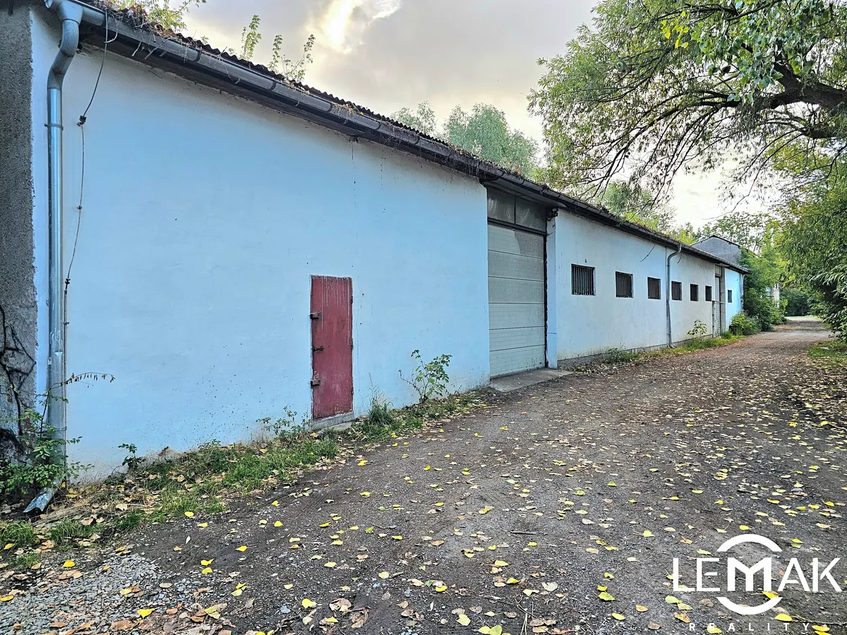 Prodej výrobní haly, prostoru 160 m²